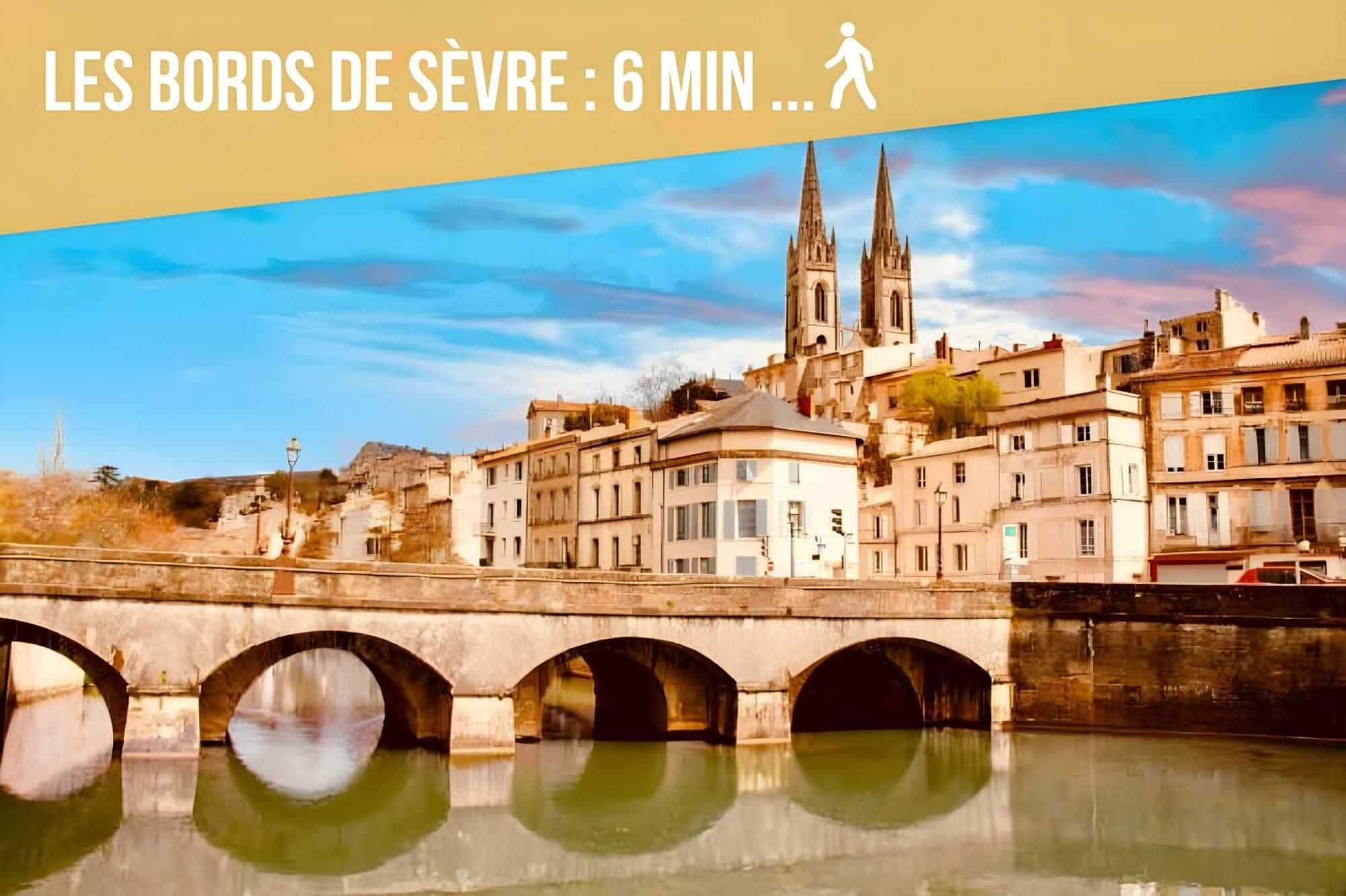 Appartement Le Soul Heaven - Centre historique - Wifi et Netflix - Stationnement à proximité à Niort Extérieur photo